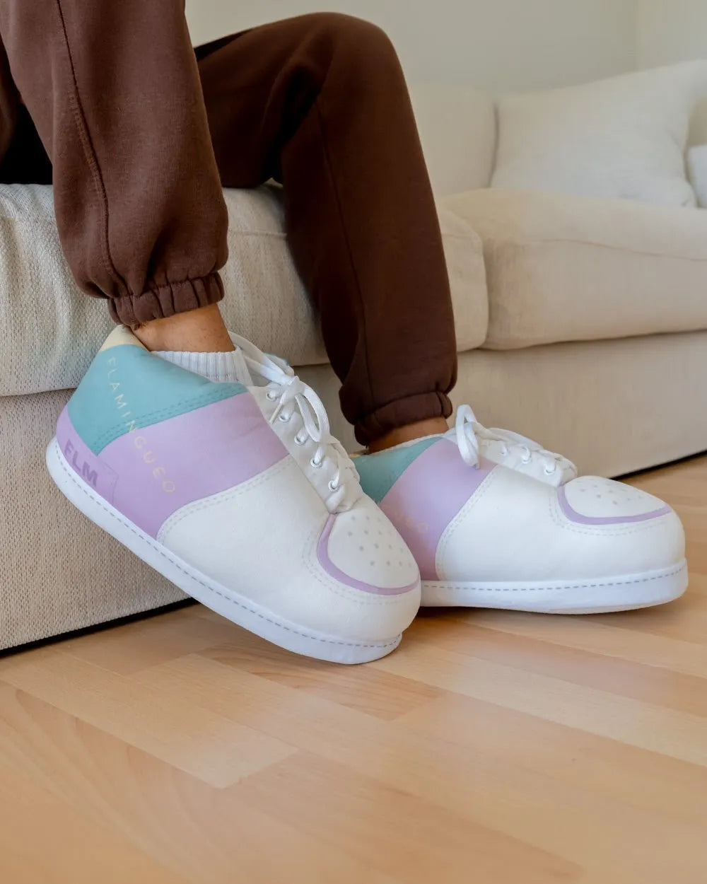 Slippers - POMPIDUIS