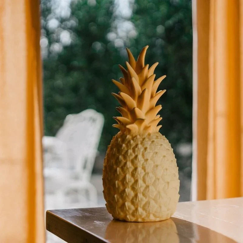 Pineapple Lamp "The Piñacolada Lamp"