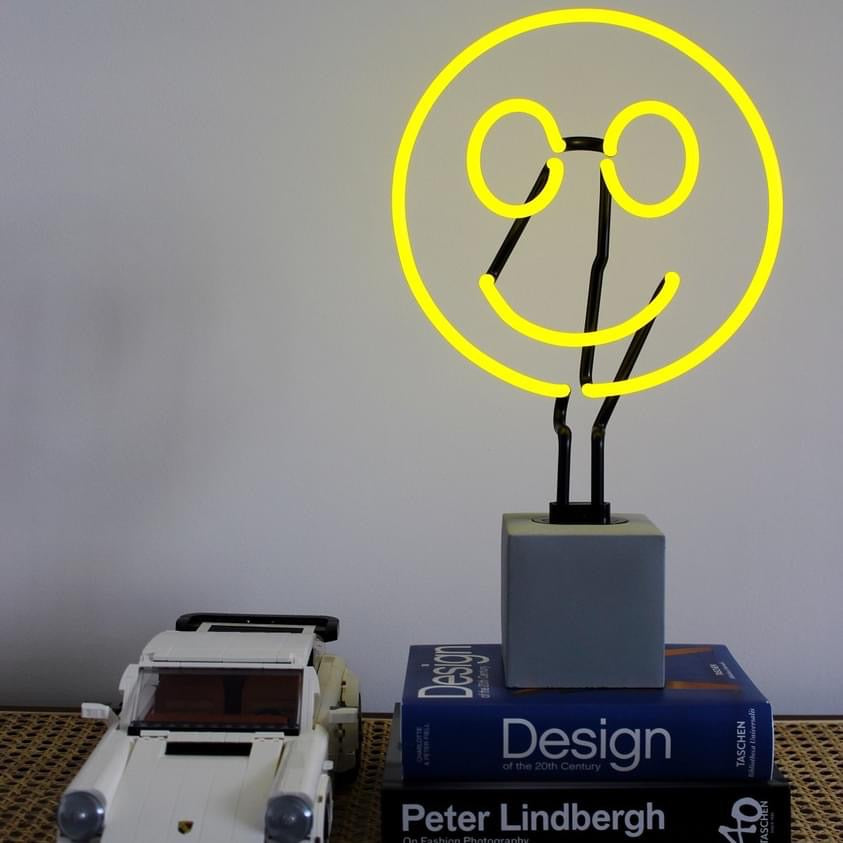 Smiley neon lamp