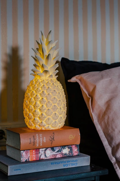 Pineapple Lamp "The Piñacolada Lamp"