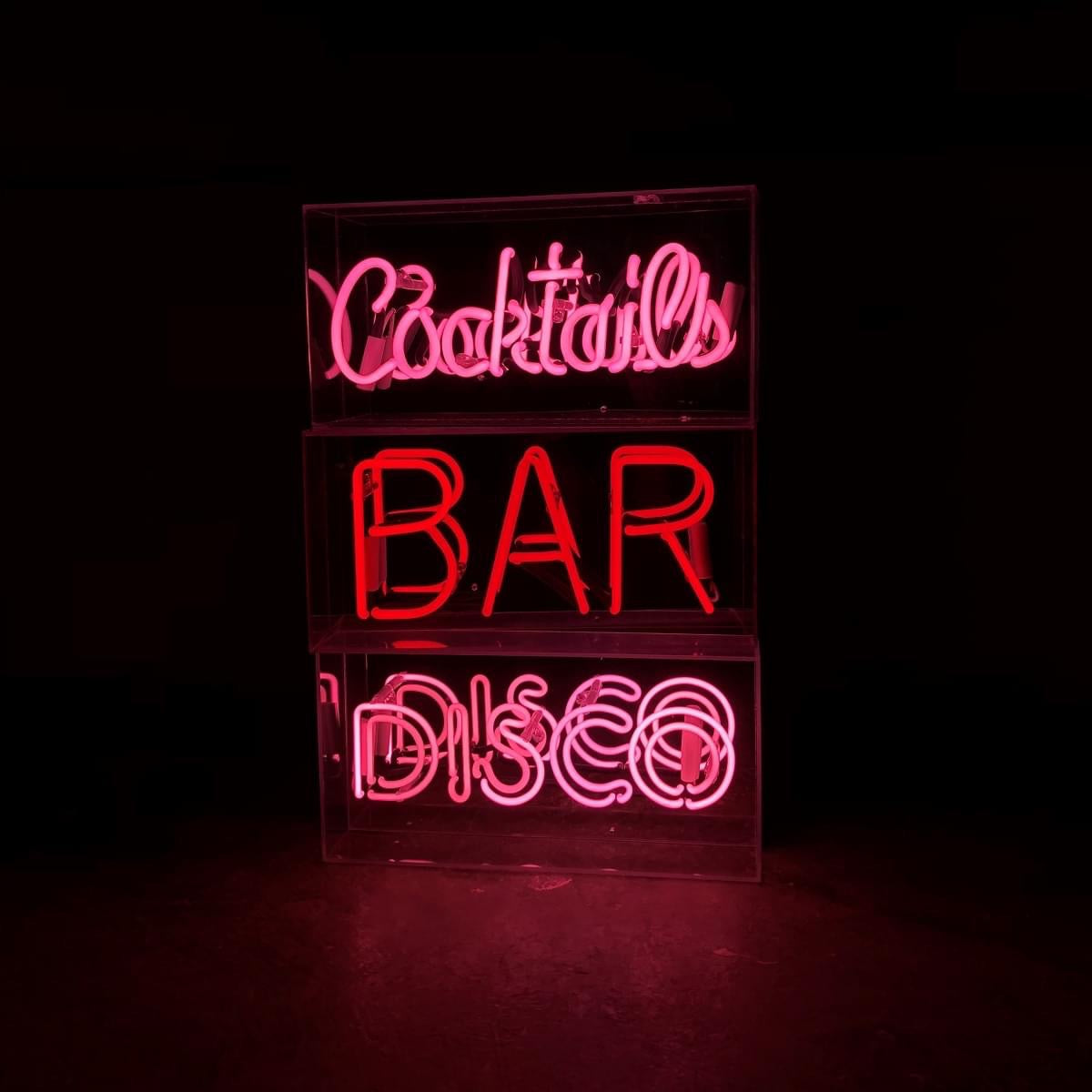 Rose cocktails neon